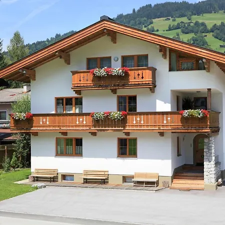 Martina * 베스텐도르프