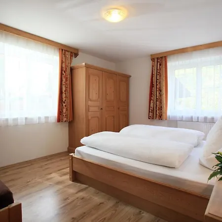 Martina * Βέστεντορφ